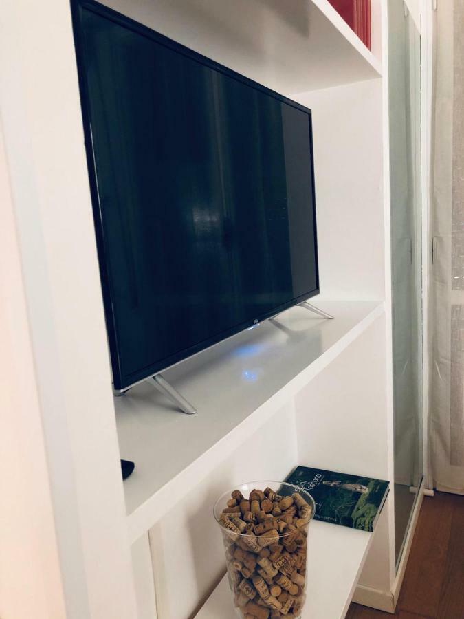 Florence Liberta Apartment With Balcony Екстер'єр фото